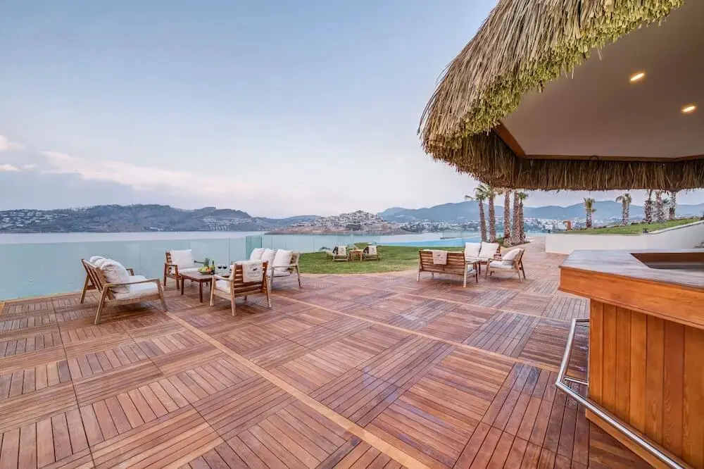 Sea view terrace